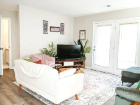 Beautiful 2 bedroom home w/pool in  Kingsport