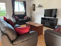 Nice 2-bedroom walk-in lower suite in Salmon Arm. Private parking and yard.