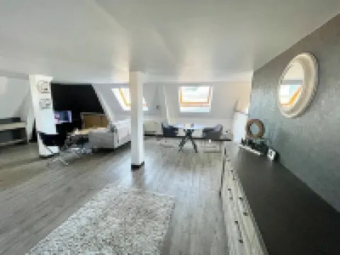 Au Coeur du Champagne, Découvrez un Logement Spacieux et Lumineux !