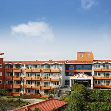Jeju Tobis Condo New Building Отели рядом с достопримечательностью «Публичная библиотека в городе Эволь»
