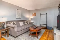 Visit Buffalo & Niagara from this Quaint Apartment