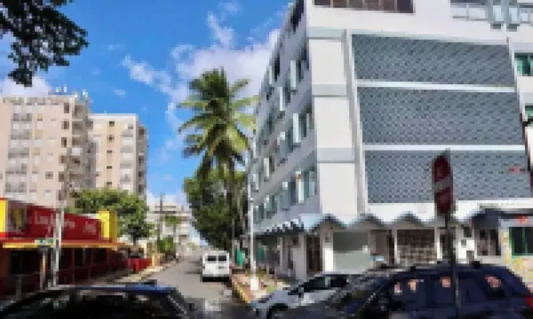 Studio, Isla Verde, Puerto Rico, Next to The Ritz-Carlton hotel, No cleaning fee