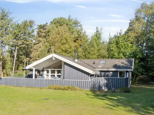 "Tyyne" - 250m from the sea Các khách sạn ở Sjaellands Odde