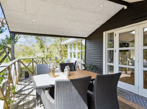 "Olof" - 100m from the Sea