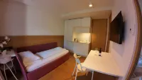 Wellness Smart Suites - balcony