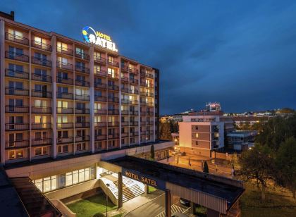 Hotel Satel