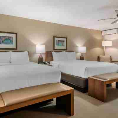 Best Western Plus Jekyll Island Rooms