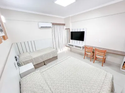 DiRoma Spazzio Direto Com o Grupo DiRoma Com Acesso ao Acqua Park e Café da manhã Hotel a 
