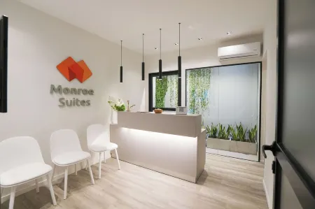 Monroe Suites Отели рядом с достопримечательностью «Museo Malvinas E Islas Del Atlantico Sur»