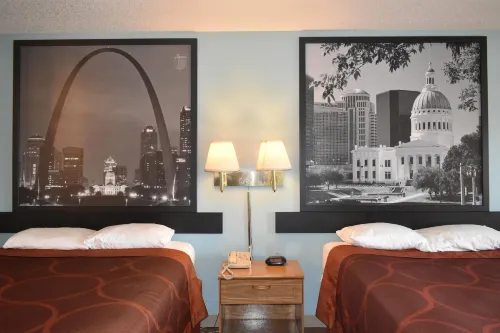 Super 8 by Wyndham Carthage Hotels in Jasper County