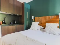Modern "Green Suites" residence - Meudon/Vélizy - 3-Star
