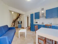 Apartment on Lake Idro with Pool Hotels in Idro