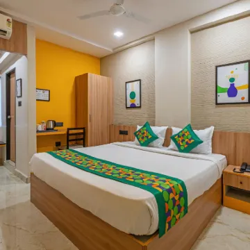 ทรีโบ บรีซ เวย์ รูชิคอนดา วิธ สวิมมิง พูล โรงแรมใกล้หาดโรชิคอนดา