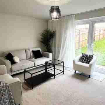 3-Bed House Sleeps 5 Free Parking Others