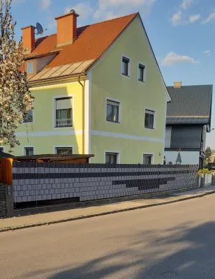 Luxury Apartment Quiet Location, 10Min. to the Center. Close to Lakes + Ski Area Hôtels à : 