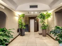Hotel Rinascimento 鄰近加富爾廣場（Piazza Cavour）的酒店