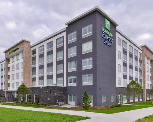 Holiday Inn Express & Suites MALL OF AMERICA - MSP AIRPORT by IHG Hotels in Bloomington