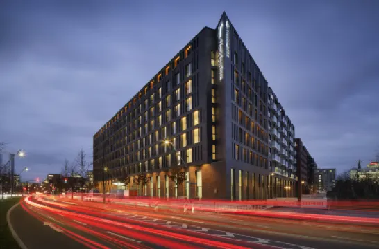 Holiday Inn HAMBURG - HAFENCITY by IHG ミニチュア・ワンダーランド周辺のホテル