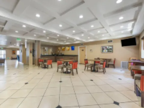 コンフォート イン & スイーツ オレム - プロボ オレムのホテル