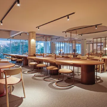 Acta Moa Отели рядом с достопримечательностью «Edificio Atlantis»