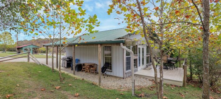 Cabin with Character Hotels in Perry County
