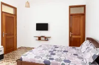 Chambre moderne / Modern Room Hotels in 