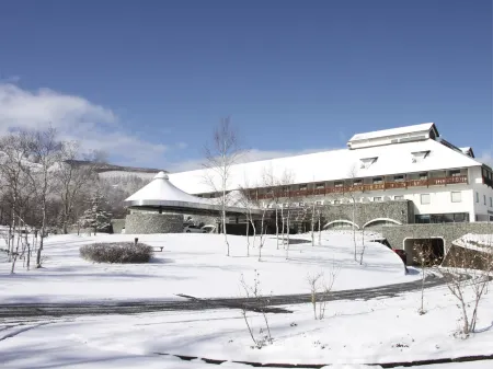 Gateaux Kingdom Koumi Отели рядом с достопримечательностью «Нобеямская радиообсерватория»