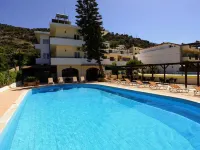 Iraklis Apartments Hotels in Stalida
