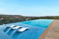 The Fern Habitat Goa, Candolim, Series by Marriott - Bãi biển