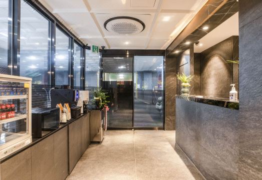 5. 황토방모텔..