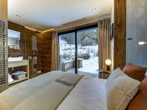 Serene Mountain Chalet, Chamonix Valley