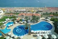 Splendid Conference & Spa Resort - piscina