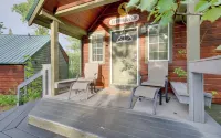 Near Payette Lake! Cabin w/ Outdoor Space - 3-Star