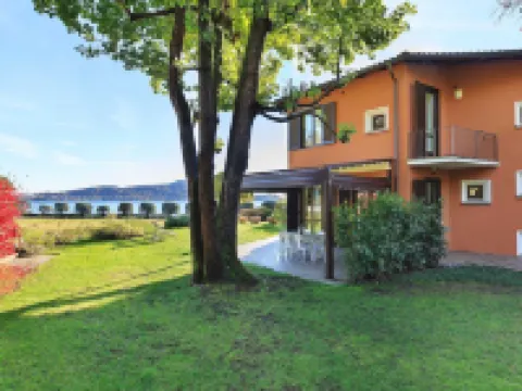 Lakefront Holiday Home Hotels in Meina