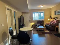 Lrg 1 bdrm ground level suite with a Private Entry in a forest setting. Hotels in Maple Ridge