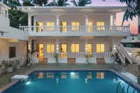 8fold by Larisa, Siolim