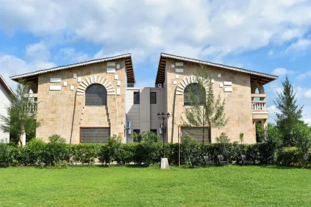 Amaris Greens Resort