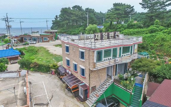 펜션 내부 전경