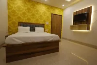 Silver Oaks Inn Hotels near Mathura Junction