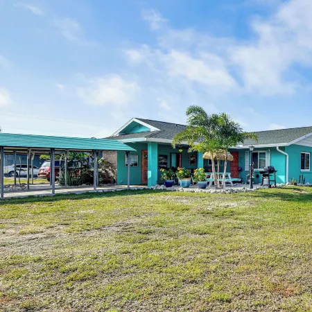 Pet-Friendly Bradenton Home 1 5 Mi to Cortez Beach