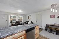 Remodeled, Quiet Hideaway with Private Hot Tub - 4-Star
