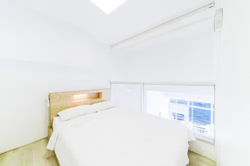 Yeongdeok Searest Pool Villa