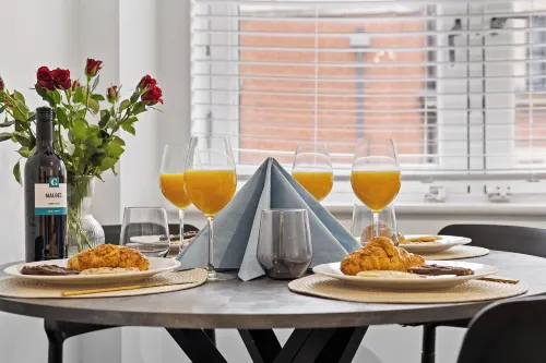 Stylish Luxury 2Bed 2Bath Apartment in Nottingham City - Free Parking - Condos