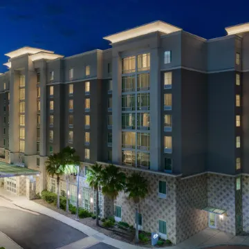 Hampton Inn & Suites Tampa Airport Avion Park Westshore Отели рядом с достопримечательностью «Стадион «Реймонд Джеймс»»