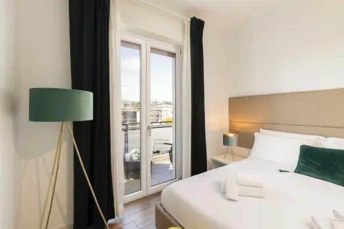 Mapi’s Rooms - Airport Shuttle