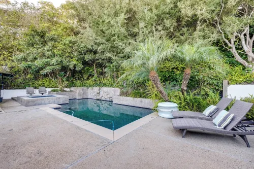 Pool & Coastline Views: Luxe La Jolla Home
