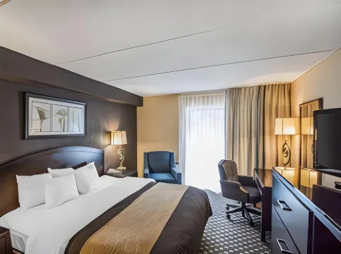 伊薩卡大學區凱藝酒店