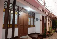 Omah Kuwitan, Traditional Java Home & Hospitality