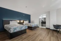 Studio 6 Suites Escondido CA