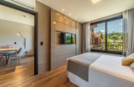 Chateau Laghetto Collection